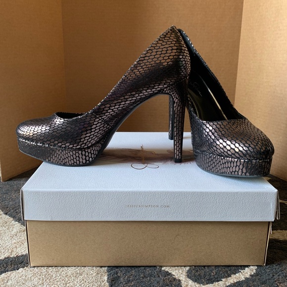 Women’s Size 10 Jessica Simpson Angee Heels - Picture 2 of 4